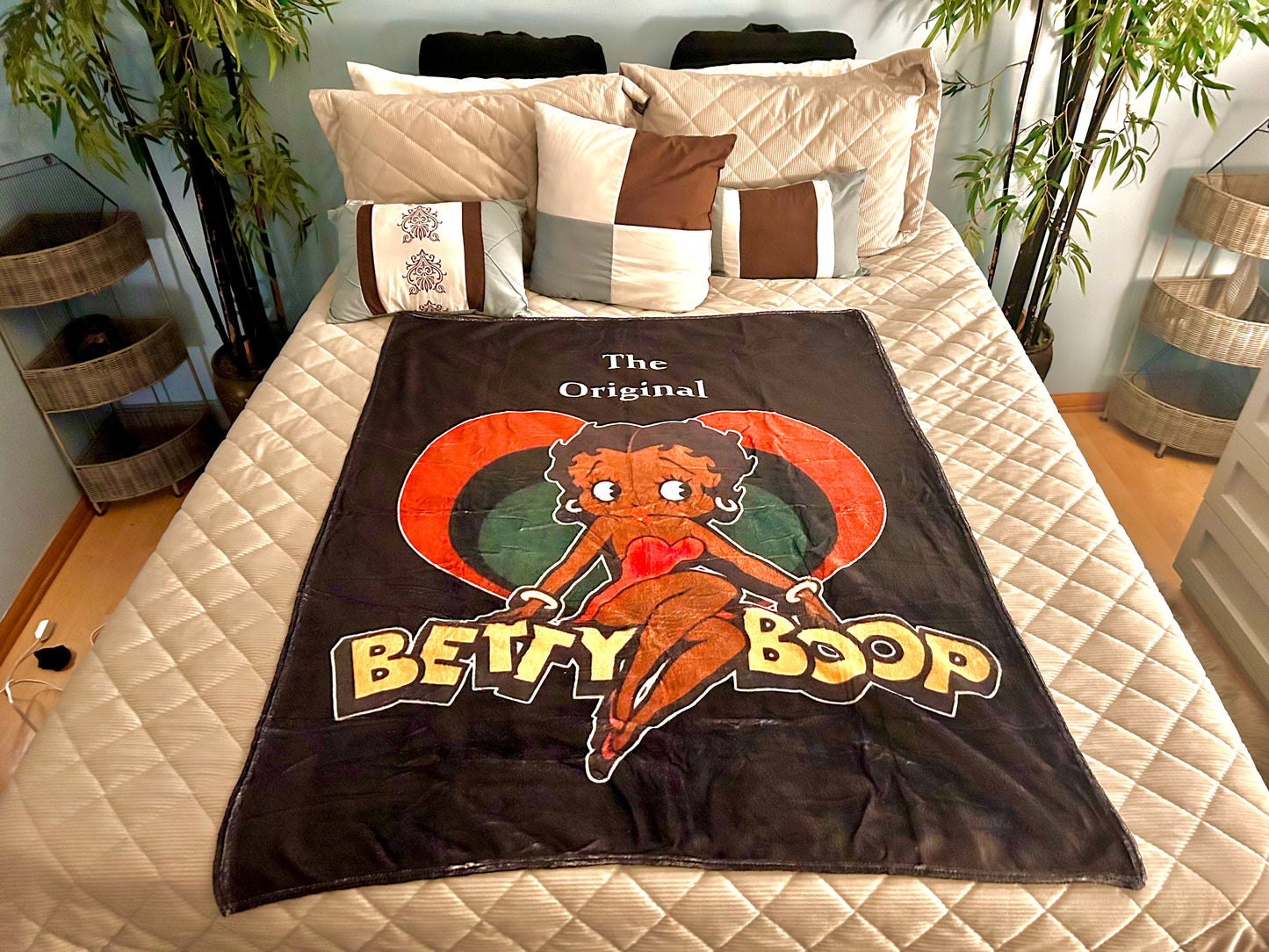 Limited Editon The Original Afro-American Betty Boop Light Fleece Throw Soft Blanket NEW 50 X 40 (Only 4 Left!))